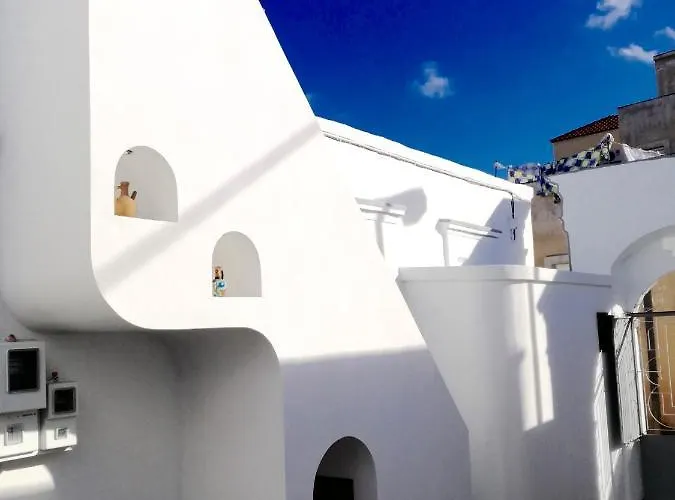 Traditional Sofia Vilă Koskinou (Rhodes)