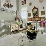 فيلة Traditional Sofia Koskinou (Rhodes)