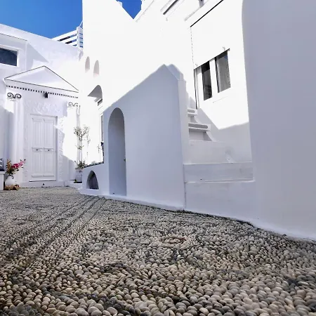 Willa Traditional Sofia *